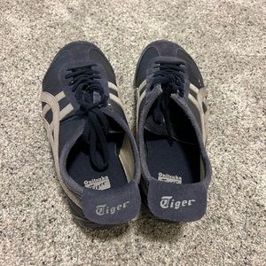 COPY - Tiger by ASICS shoes. Like new. See description